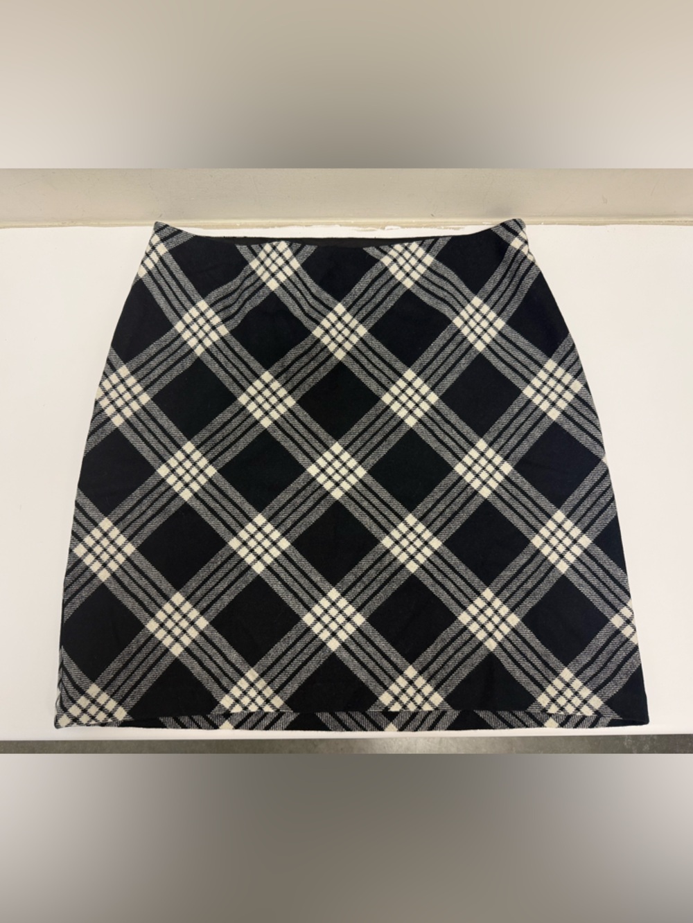 Talbots Classic A Line Black & White Plaid Skirt Size16 NWT Wool Blend